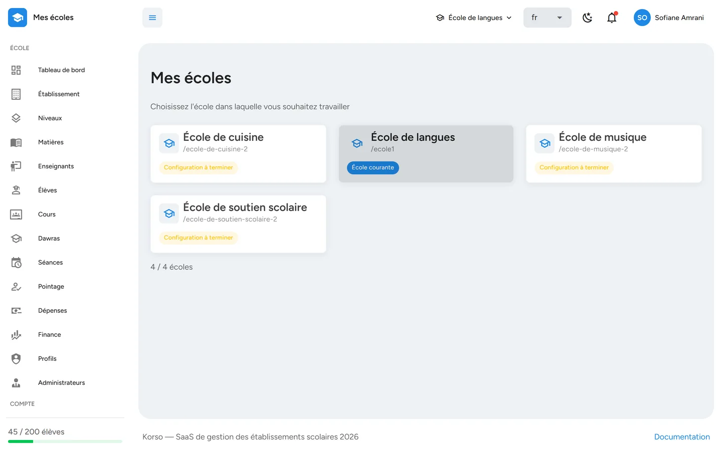 La liste des établissements du compte : chaque école avec ses effectifs et son lien d'accès direct.